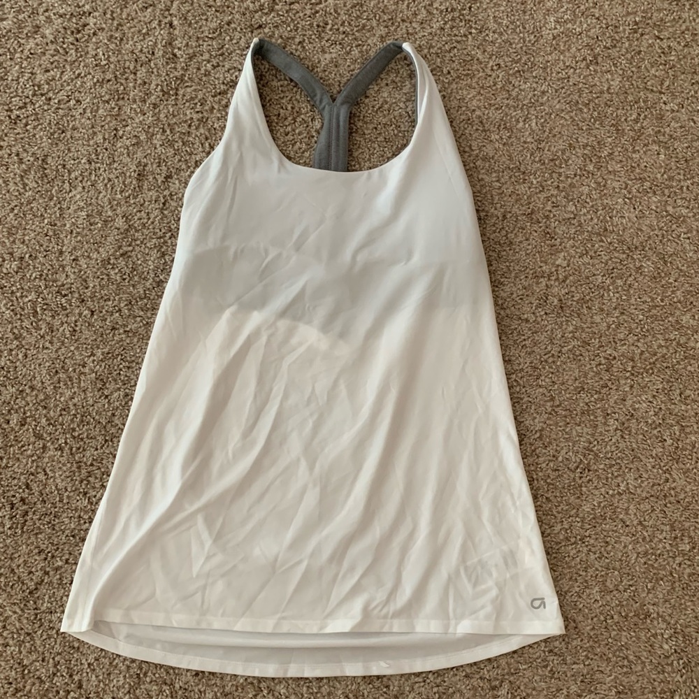 GAP Fit Shelf Bra Tank